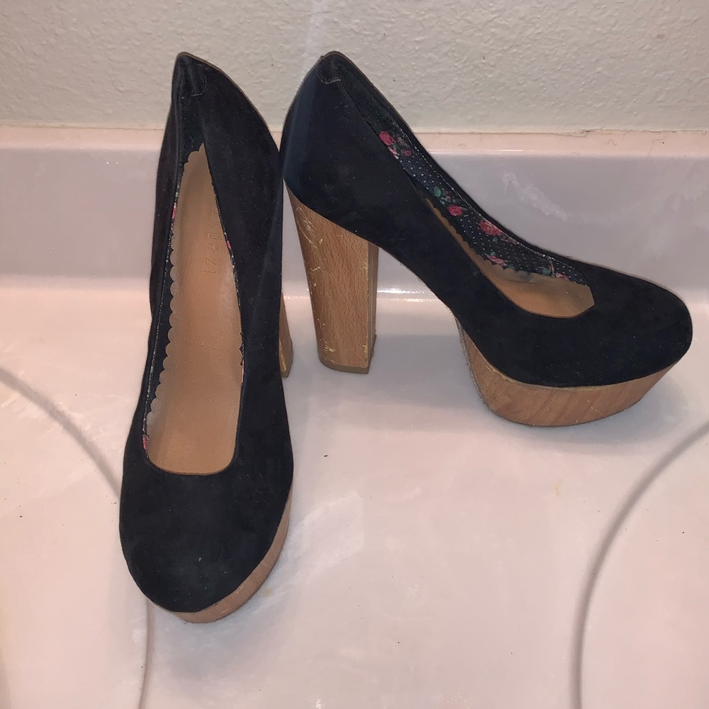 Shoes
